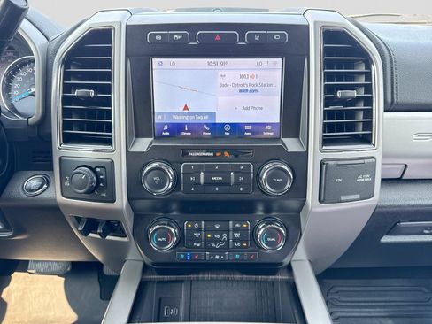 Used 2020 Ford F250 Lariat w/ Lariat Ultimate Package AWD/4WD image 35