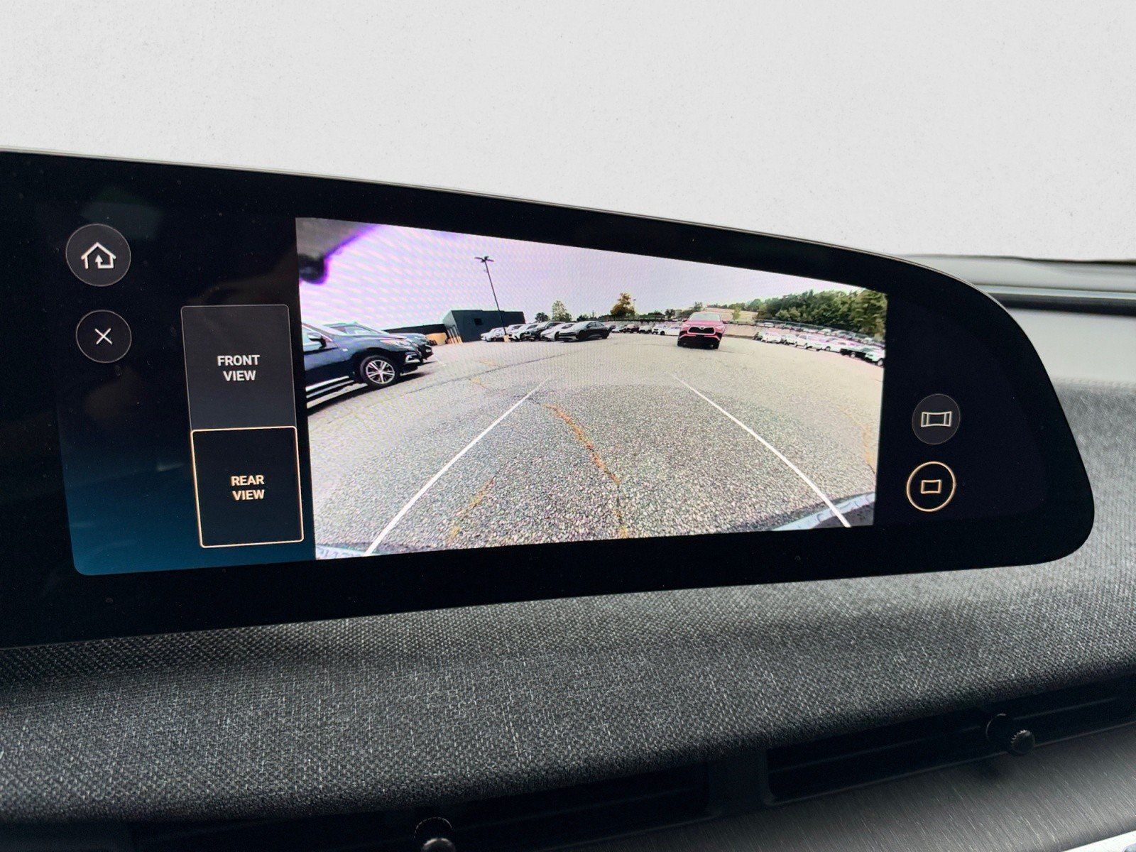 Used 2024 Lucid Air Pure RWD image 17