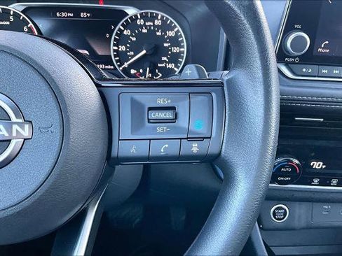 Certified 2023 Nissan Rogue SV image 24