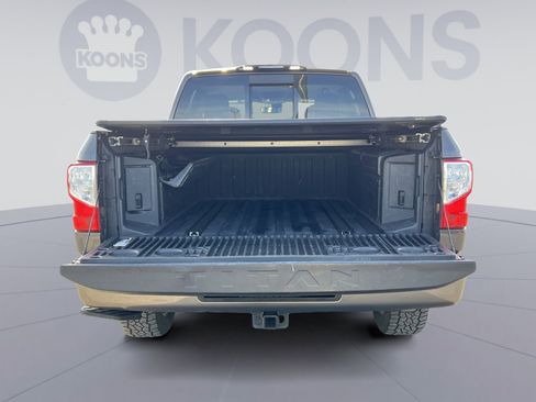 Used 2018 Nissan Titan Platinum Reserve w/ Platinum Utility Package image 25