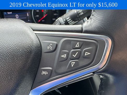 Used 2019 Chevrolet Equinox LT FWD image 22