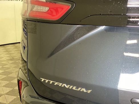Used 2024 Ford Edge Titanium AWD/4WD image 37