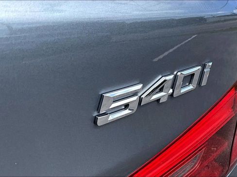 Used 2019 BMW 540i w/ Convenience Package image 21