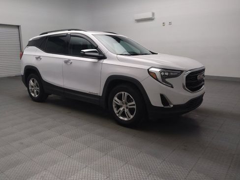 Used 2018 GMC Terrain SLE w/ Driver Convenience Package image 13