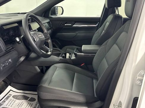 Used 2026 GMC Terrain AT4 AWD/4WD image 14