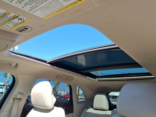 Used 2017 Lincoln MKC Select w/ Select Plus Package FWD image 30