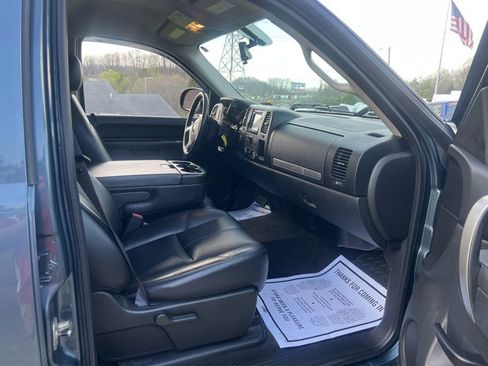 Used 2011 Chevrolet Silverado 1500 LT w/ All-Star Edition image 6