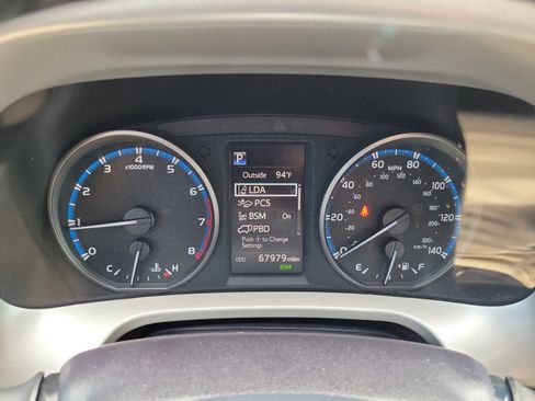Used 2018 Toyota RAV4 Adventure FWD image 28