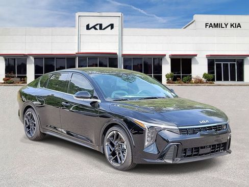 New 2026 Kia K4 GT-Line image 1