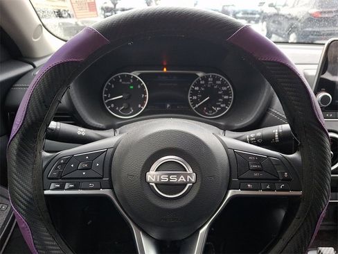 Used 2024 Nissan Sentra SV image 18