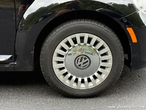 Used 2014 Volkswagen Beetle 1.8T image 43