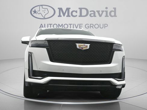 Used 2023 Cadillac Escalade Sport Platinum AWD/4WD image 36