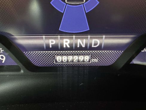 Used 2019 RAM 1500 Laramie image 31