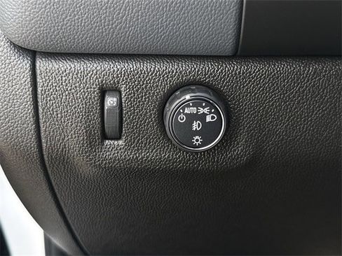 Used 2018 Chevrolet Colorado Z71 image 24