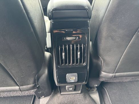 Used 2025 Jeep Compass Limited AWD/4WD image 19