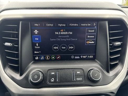 Used 2020 GMC Acadia SLT w/ Premium Package FWD image 13