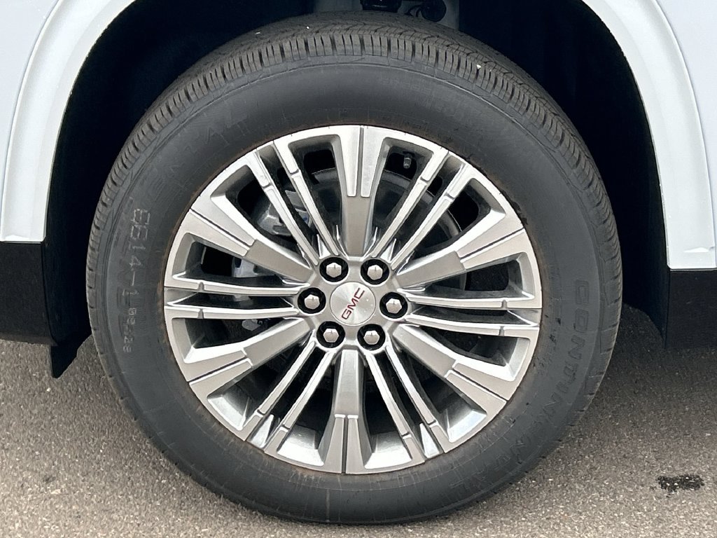 New 2027 GMC Acadia Denali FWD image 33