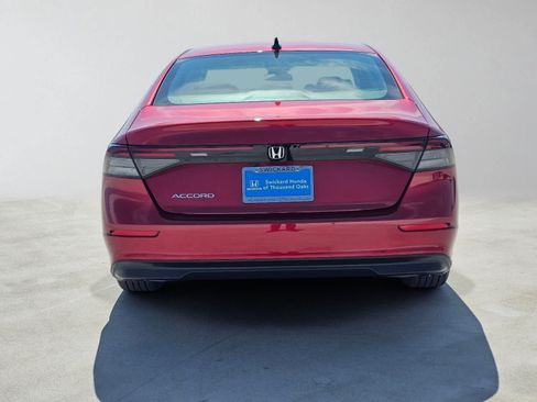 Used 2025 Honda Accord SE image 4