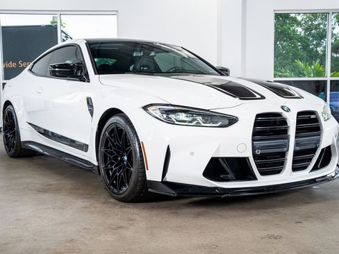 Used 2021 BMW M4 Coupe image 4