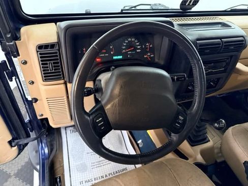 Used 2001 Jeep Wrangler SE AWD/4WD image 17