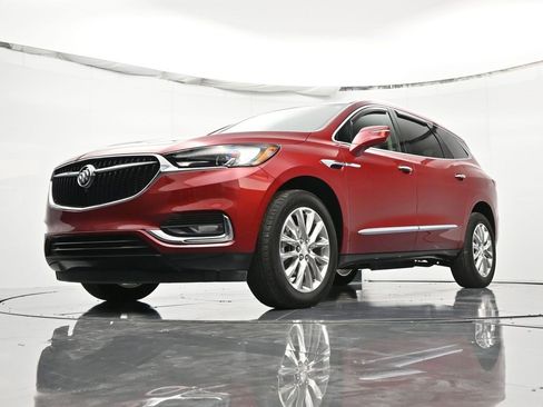 Certified 2020 Buick Enclave Essence w/ Sound and Sites Package image 39