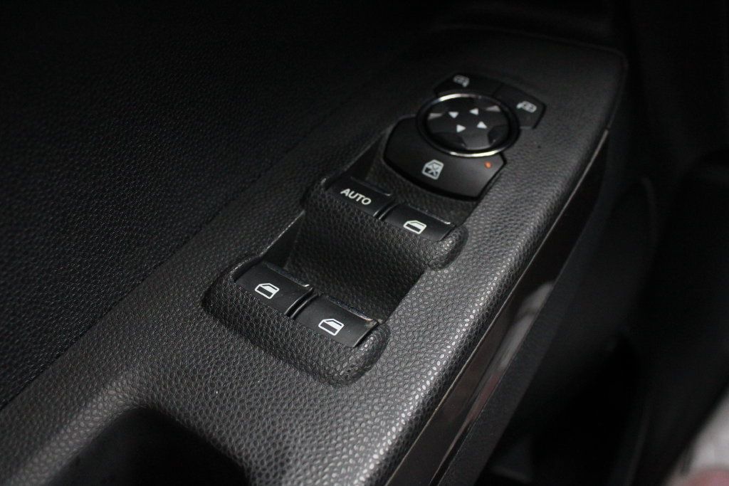 Used 2019 Ford EcoSport SE w/ SE Convenience Package AWD/4WD image 8