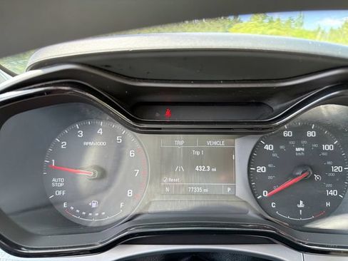 Used 2024 Chevrolet Trax LS FWD image 17