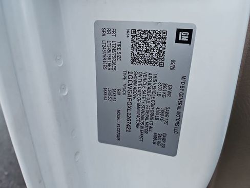 Used 2020 Chevrolet Express 2500 w/ Safety Package image 25