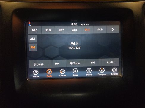 Used 2020 Jeep Cherokee Latitude AWD/4WD image 25