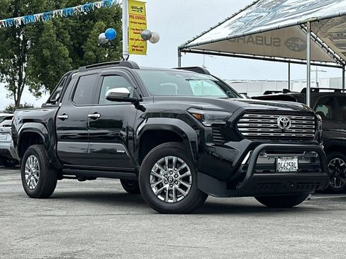 Used 2024 Toyota Tacoma Limited w/ Limited Package (LT) AWD/4WD image 2