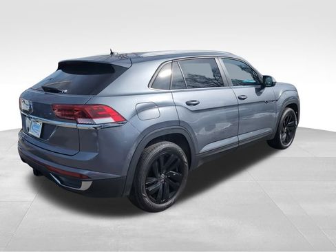 Used 2023 Volkswagen Atlas Cross Sport SE w/ Panoramic Sunroof Package image 8