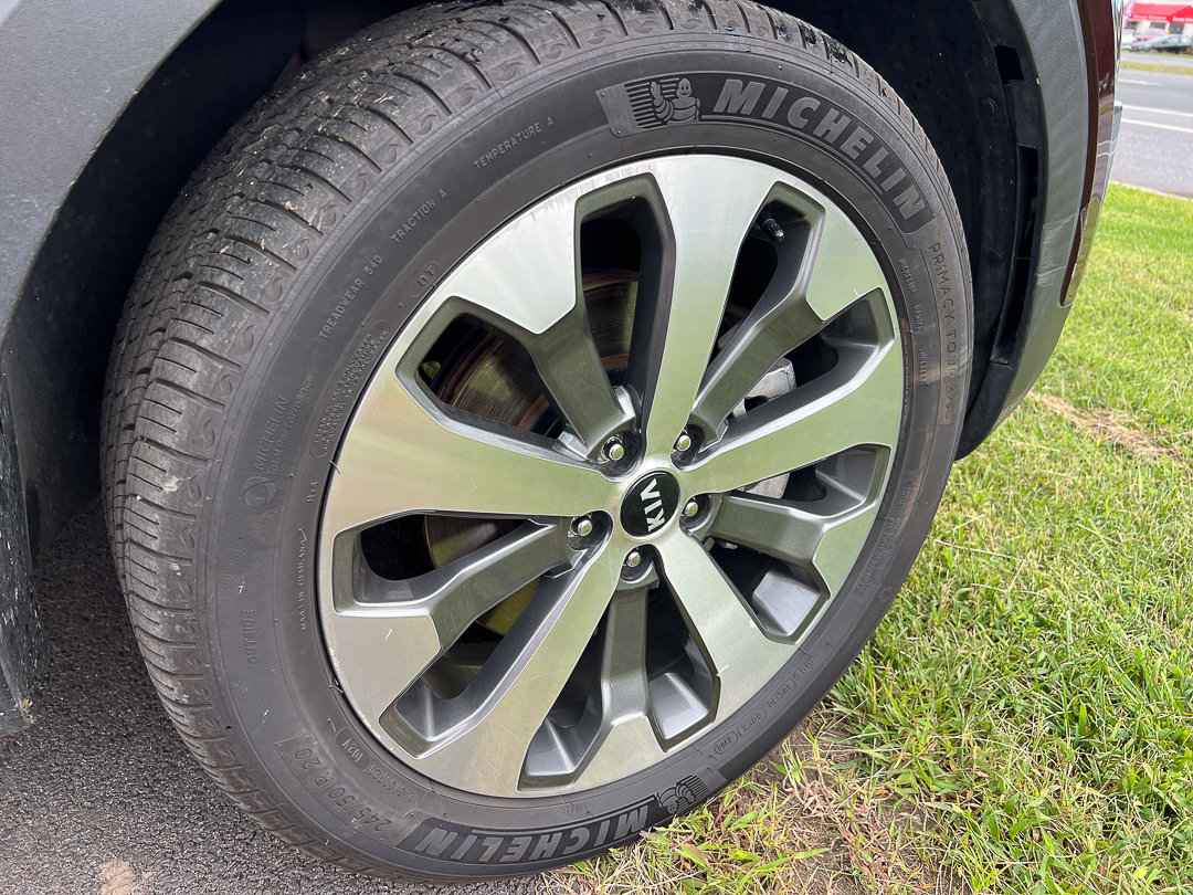 Used 2020 Kia Telluride EX w/ EX Premium Package AWD/4WD image 15