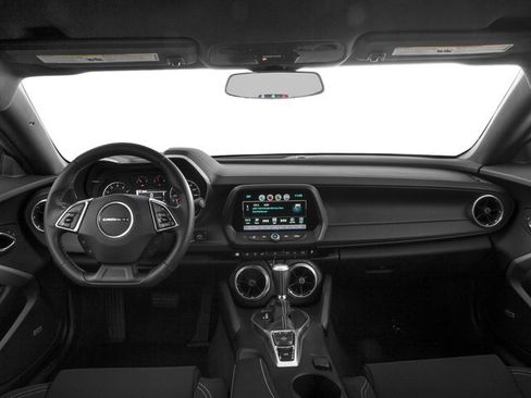 Used 2017 Chevrolet Camaro LT RWD image 11