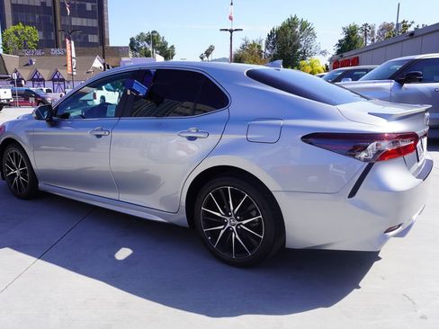 Certified 2024 Toyota Camry SE FWD image 5