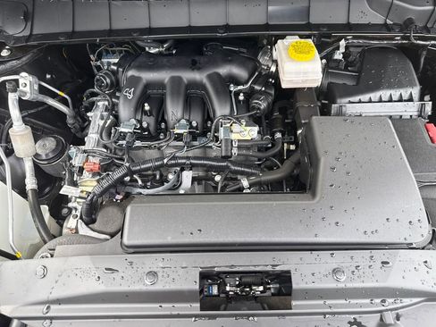 Certified 2025 Nissan Pathfinder Platinum image 26