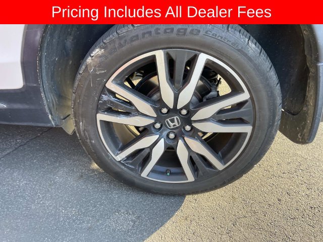 Used 2019 Honda Pilot Touring image 3