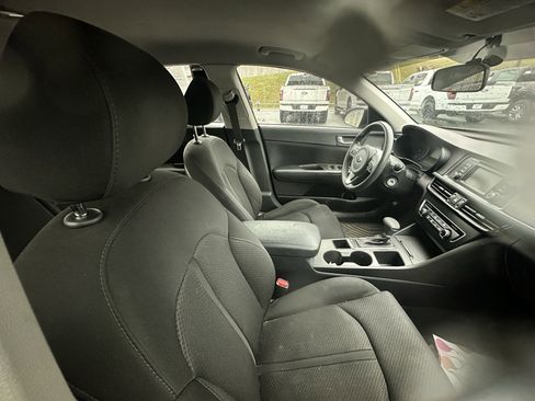 Used 2016 Kia Optima LX image 9