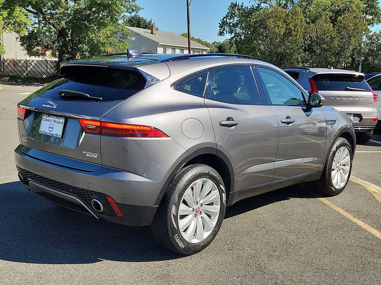 Used 2020 Jaguar E-PACE SE AWD/4WD image 6