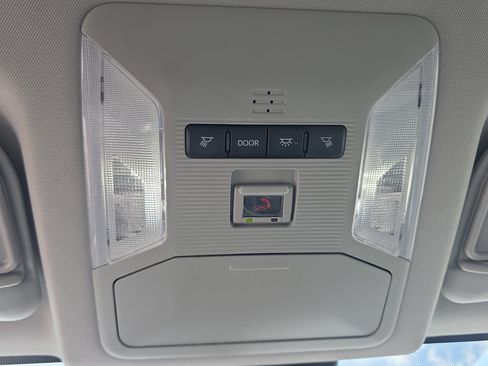 Used 2024 Toyota RAV4 XLE image 28