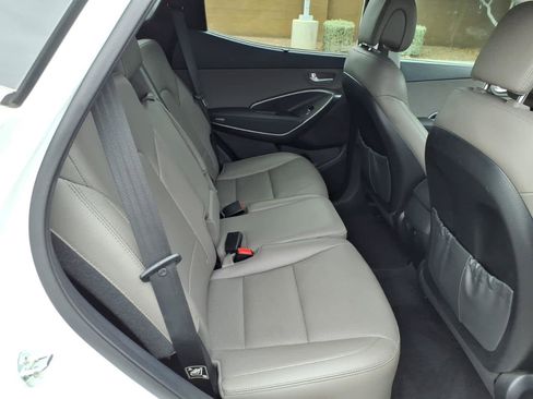 Used 2018 Hyundai Santa Fe Sport image 20