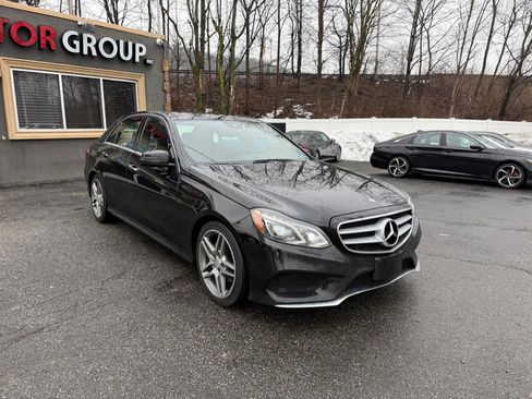 Used 2014 Mercedes-Benz E 350 4MATIC Sedan image 5