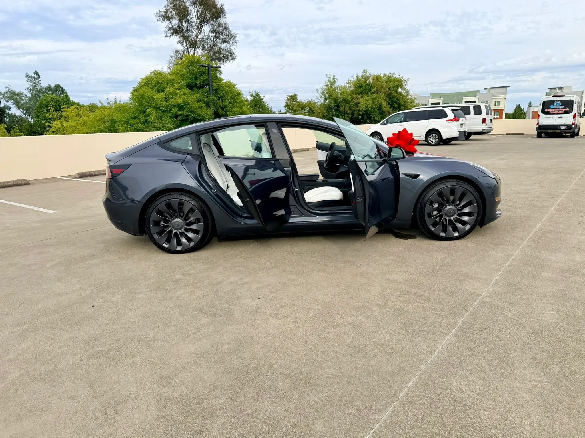 Used 2021 Tesla Model 3 Long Range AWD/4WD image 35