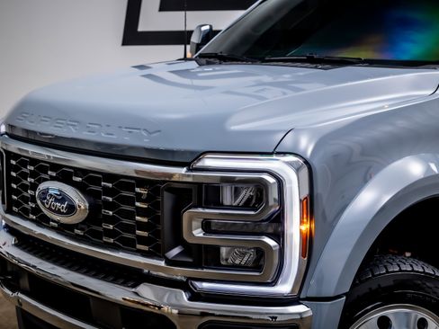 Used 2025 Ford F450 King Ranch w/ Chrome Package image 26