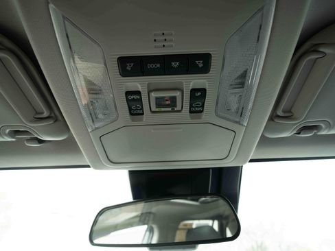 Used 2025 Toyota RAV4 XLE w/ Convenience Package image 18