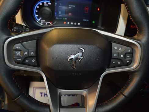 Used 2024 Ford Bronco Heritage Edition image 18