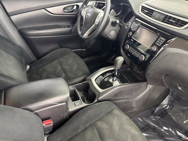 Used 2016 Nissan Rogue SV w/ SV Premium Package AWD/4WD image 22