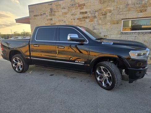 Used 2019 RAM 1500 Limited image 21