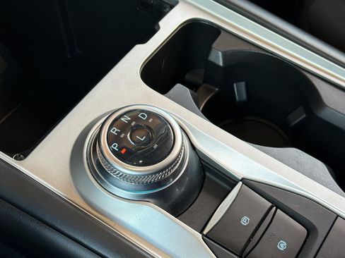 Used 2023 Ford Explorer XLT image 22