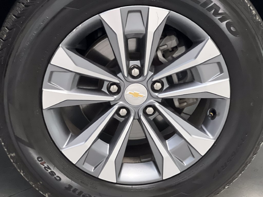 Used 2025 Chevrolet Equinox LT FWD image 69