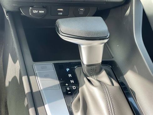New 2026 Hyundai Elantra SE FWD image 16